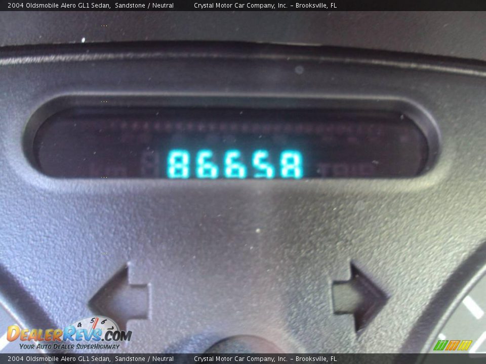 2004 Oldsmobile Alero GL1 Sedan Sandstone / Neutral Photo #18