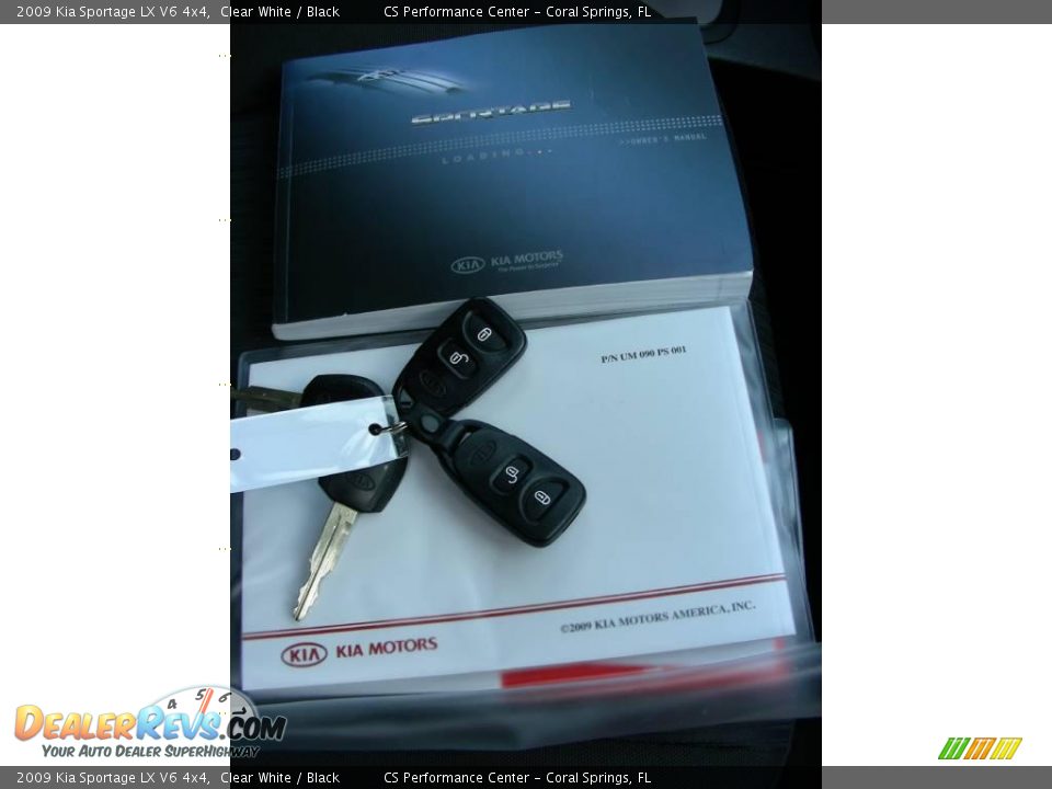 2009 Kia Sportage LX V6 4x4 Clear White / Black Photo #28