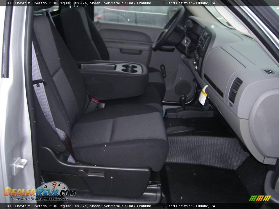 2010 Chevrolet Silverado 1500 Regular Cab 4x4 Sheer Silver Metallic / Dark Titanium Photo #15