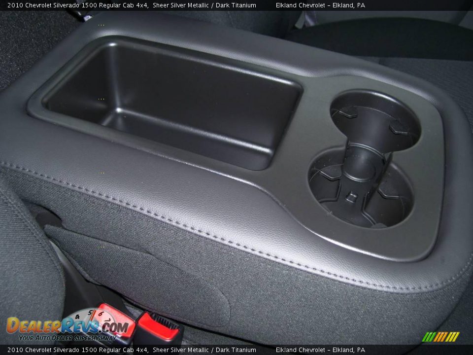 2010 Chevrolet Silverado 1500 Regular Cab 4x4 Sheer Silver Metallic / Dark Titanium Photo #18