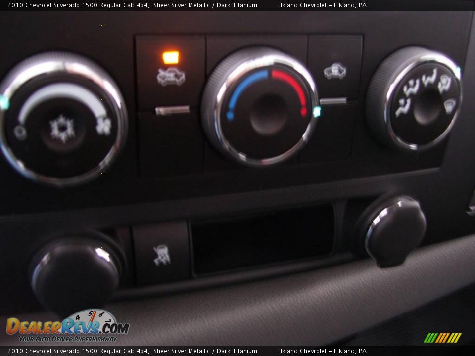 2010 Chevrolet Silverado 1500 Regular Cab 4x4 Sheer Silver Metallic / Dark Titanium Photo #23