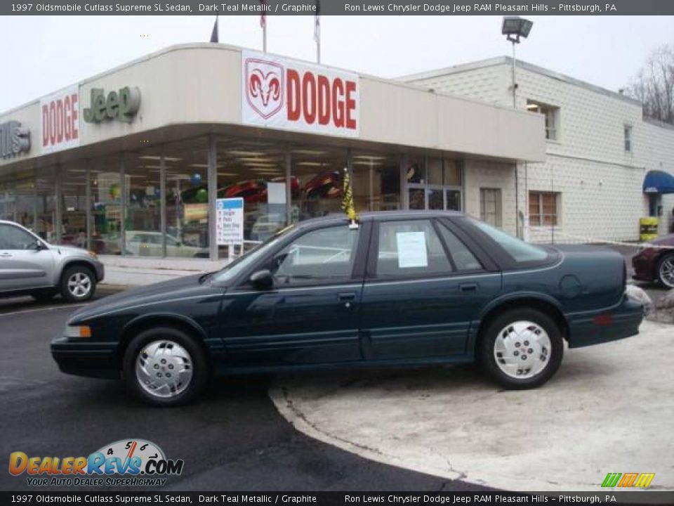1997 Oldsmobile Cutlass Supreme SL Sedan Dark Teal Metallic / Graphite Photo #1