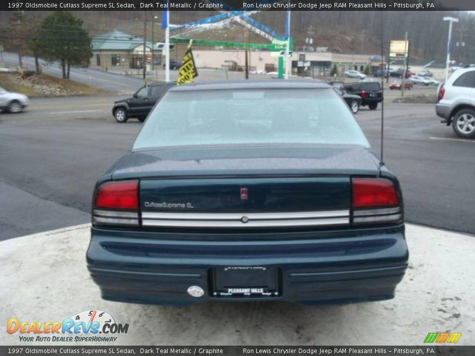 1997 Oldsmobile Cutlass Supreme SL Sedan Dark Teal Metallic / Graphite Photo #3