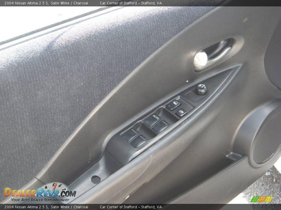 2004 Nissan Altima 2.5 S Satin White / Charcoal Photo #10