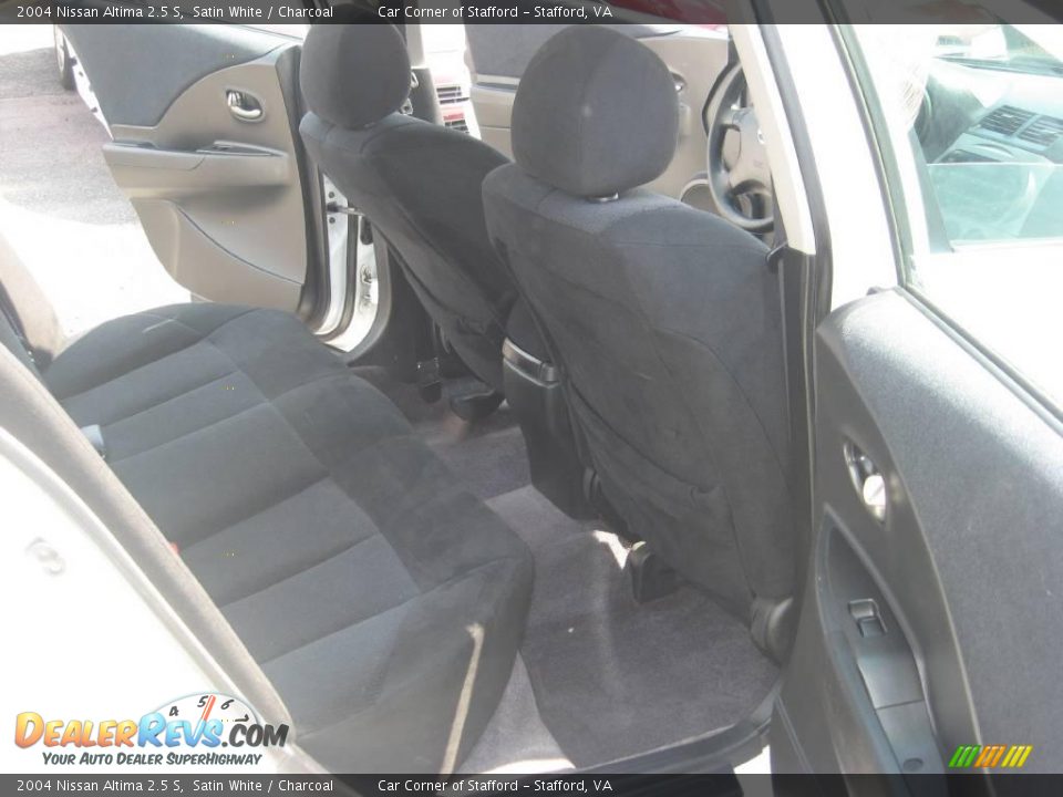 2004 Nissan Altima 2.5 S Satin White / Charcoal Photo #13