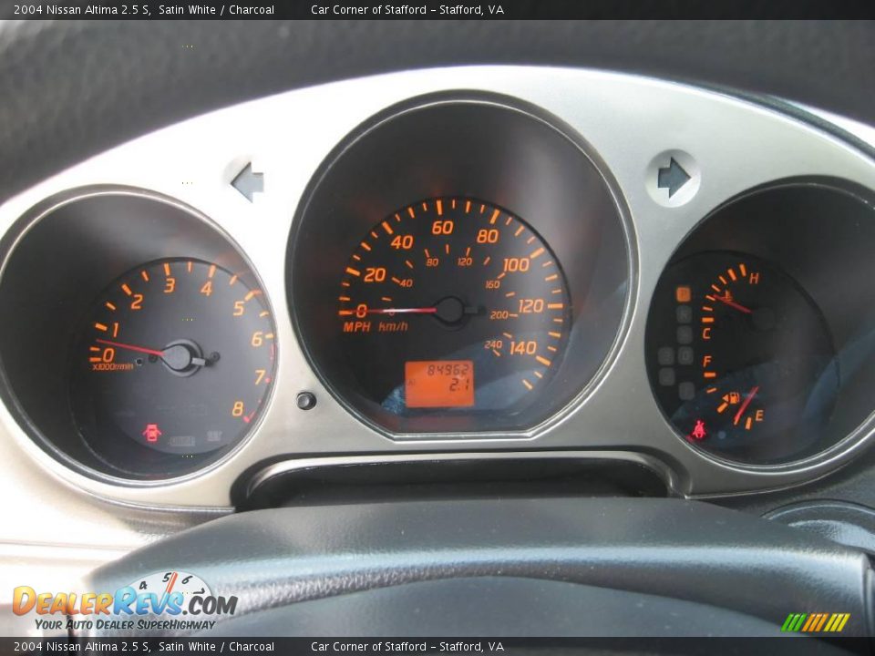 2004 Nissan Altima 2.5 S Satin White / Charcoal Photo #14