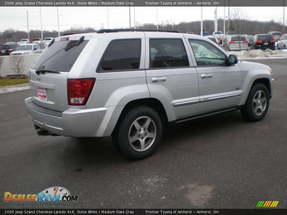 2006 Jeep Grand Cherokee Laredo 4x4 Stone White / Medium Slate Gray Photo #5