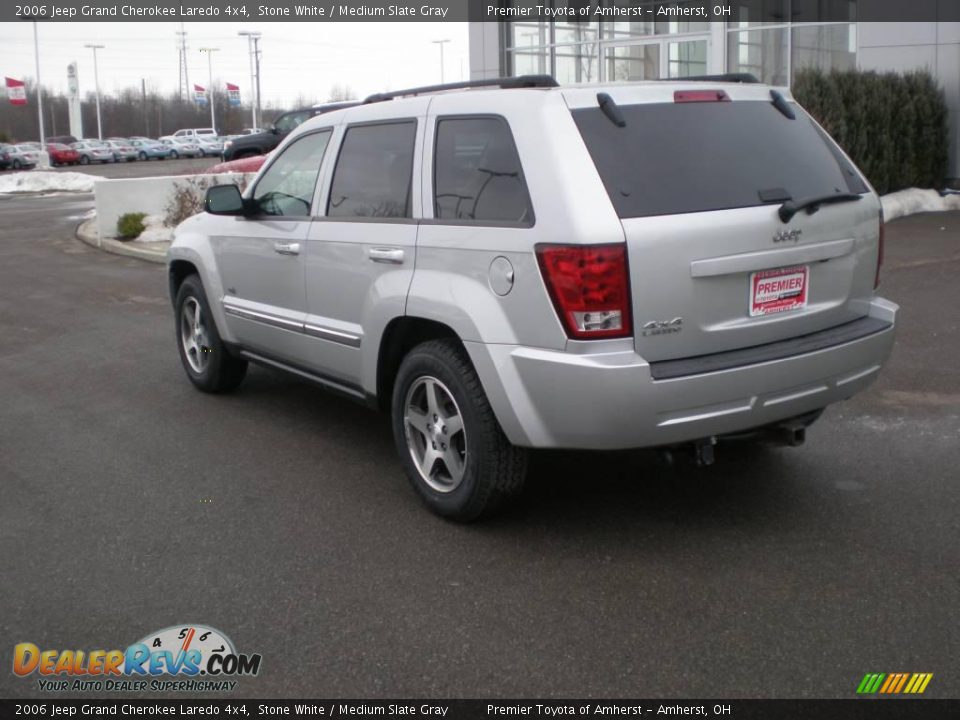 2006 Jeep Grand Cherokee Laredo 4x4 Stone White / Medium Slate Gray Photo #7