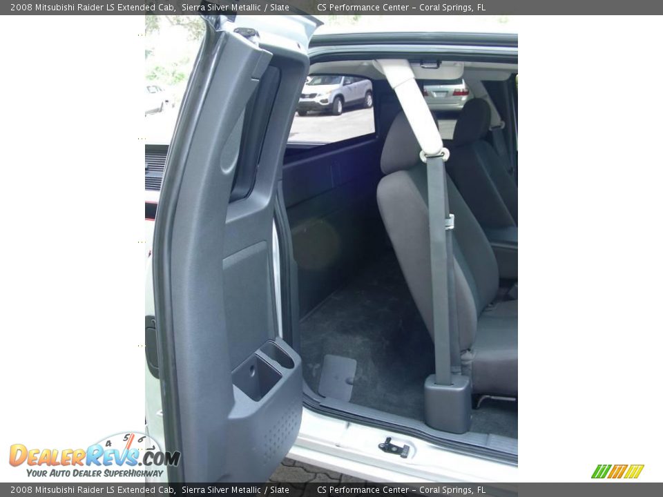 2008 Mitsubishi Raider LS Extended Cab Sierra Silver Metallic / Slate Photo #19