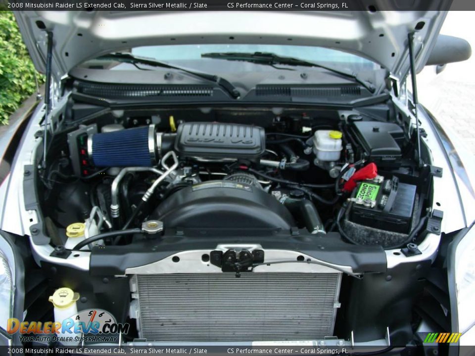 2008 Mitsubishi Raider LS Extended Cab Sierra Silver Metallic / Slate Photo #25