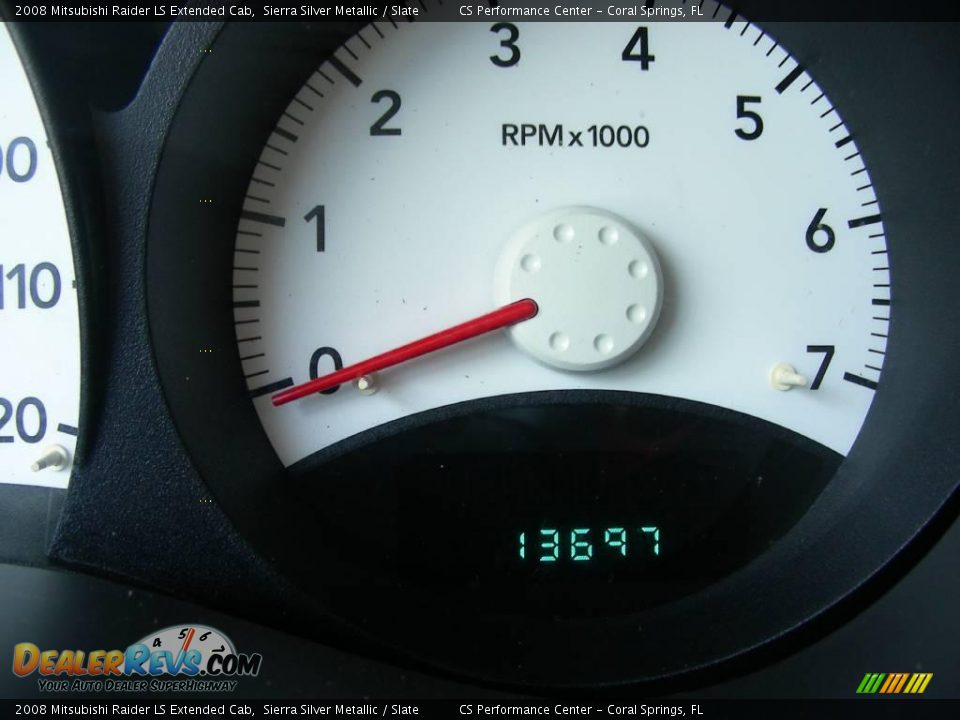 2008 Mitsubishi Raider LS Extended Cab Sierra Silver Metallic / Slate Photo #32