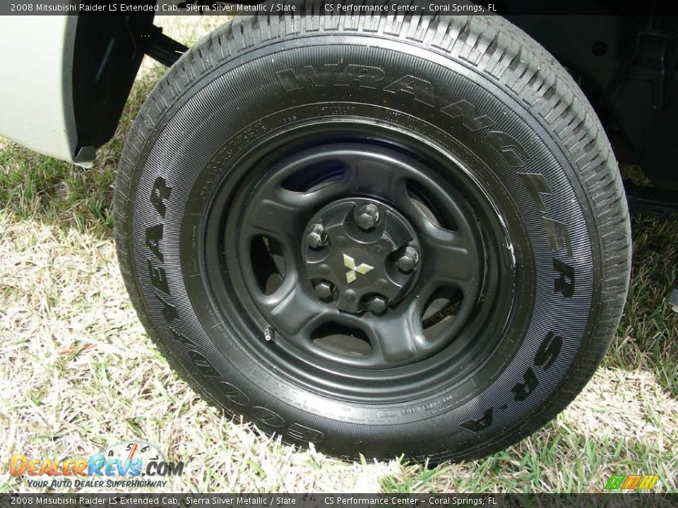 2008 Mitsubishi Raider LS Extended Cab Sierra Silver Metallic / Slate Photo #34