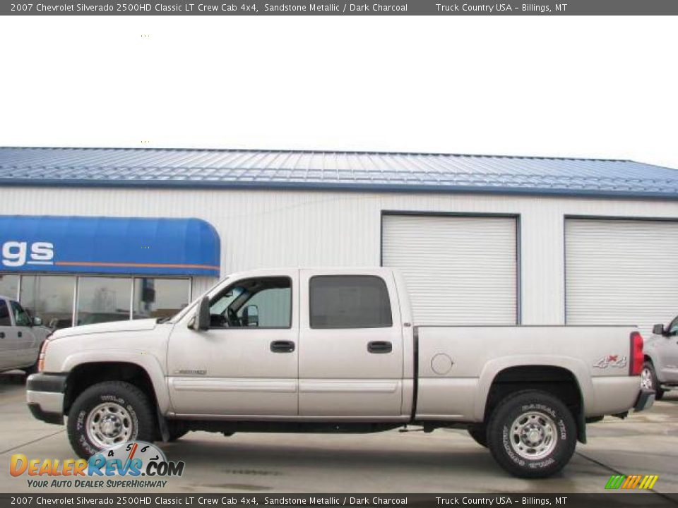2007 Chevrolet Silverado 2500HD Classic LT Crew Cab 4x4 Sandstone Metallic / Dark Charcoal Photo #1