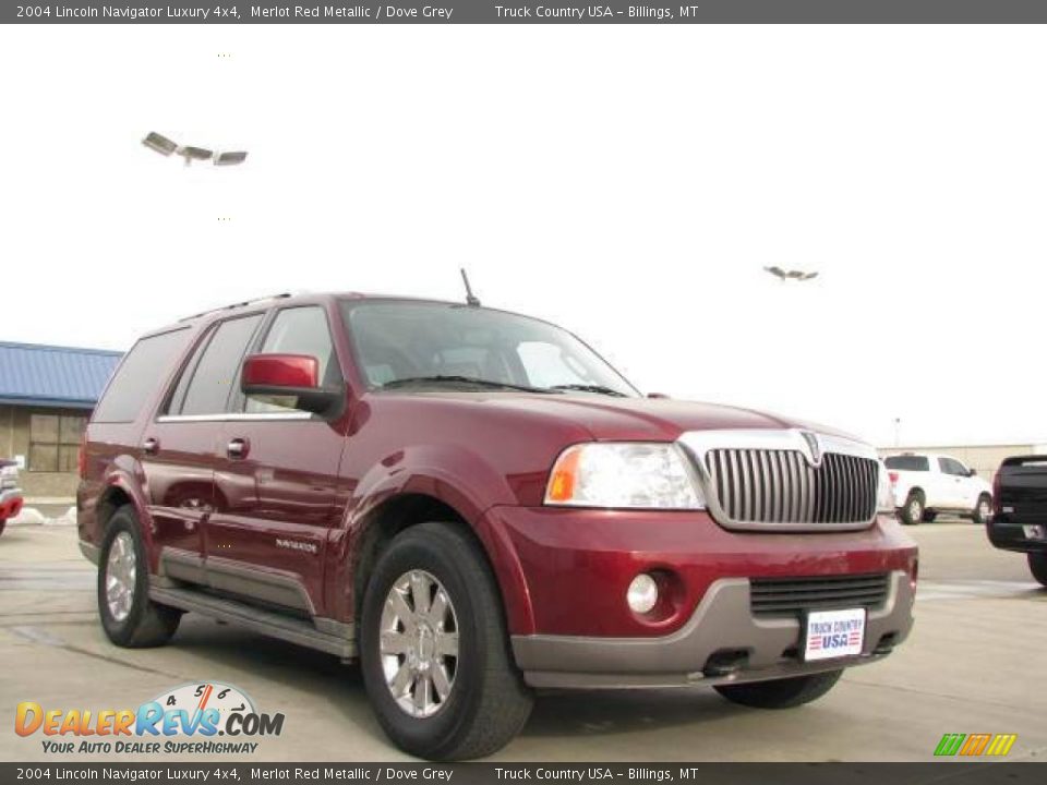 2004 Lincoln Navigator Luxury 4x4 Merlot Red Metallic / Dove Grey Photo #4