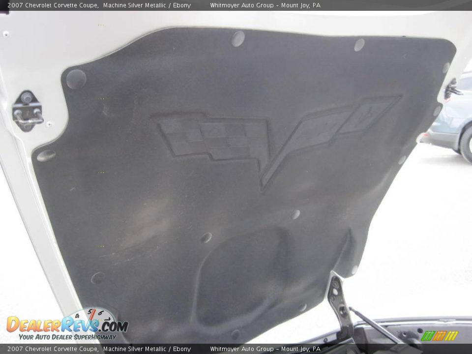 2007 Chevrolet Corvette Coupe Machine Silver Metallic / Ebony Photo #29