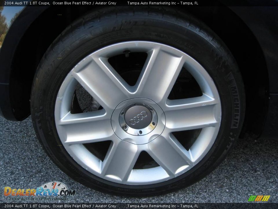 2004 Audi TT 1.8T Coupe Ocean Blue Pearl Effect / Aviator Grey Photo #17