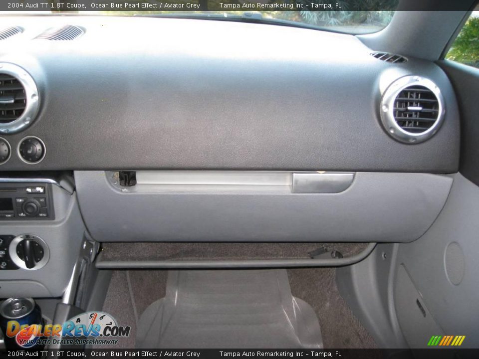 2004 Audi TT 1.8T Coupe Ocean Blue Pearl Effect / Aviator Grey Photo #26