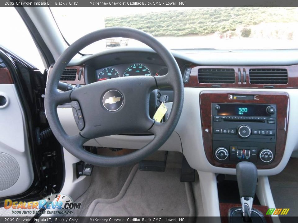 2009 Chevrolet Impala LT Black / Gray Photo #21