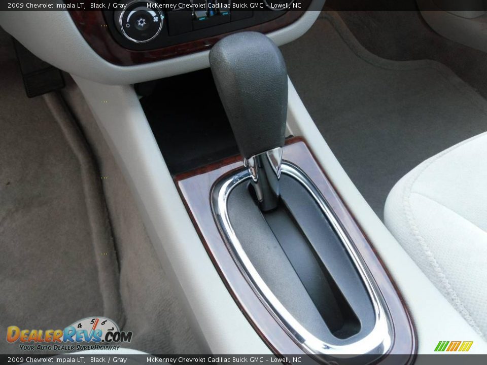 2009 Chevrolet Impala LT Black / Gray Photo #23