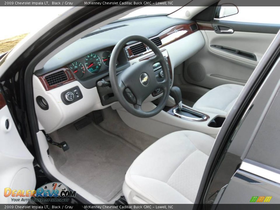 2009 Chevrolet Impala LT Black / Gray Photo #27