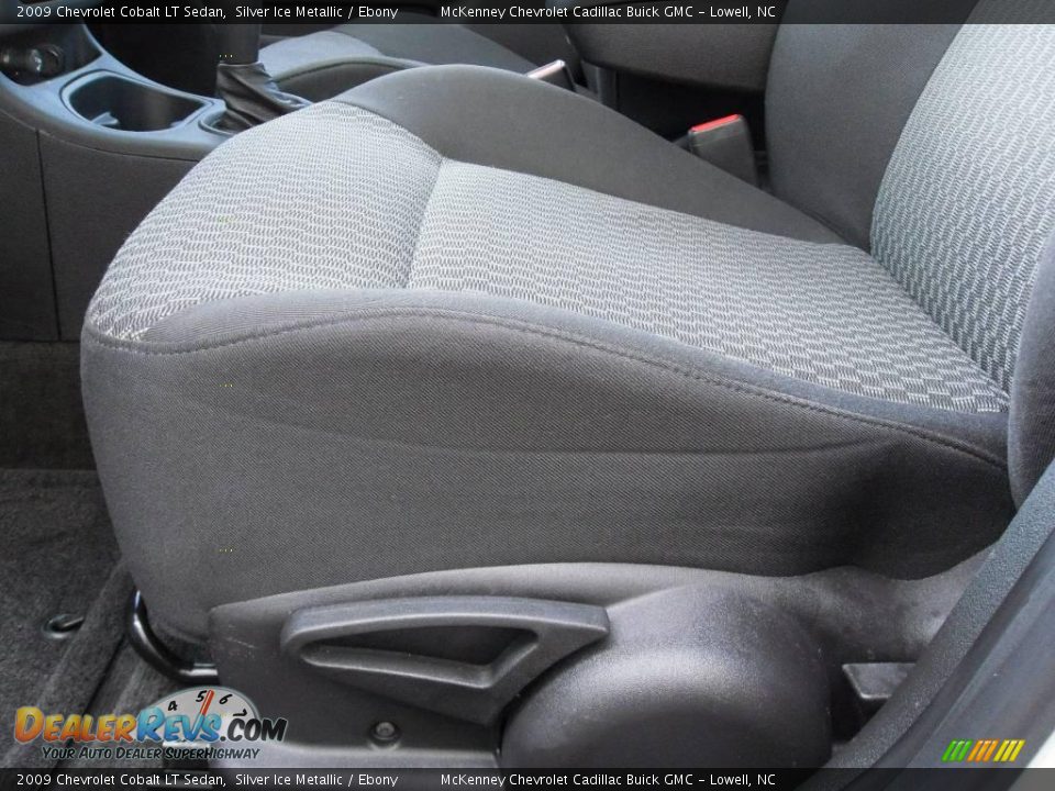 2009 Chevrolet Cobalt LT Sedan Silver Ice Metallic / Ebony Photo #9