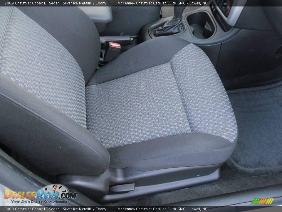 2009 Chevrolet Cobalt LT Sedan Silver Ice Metallic / Ebony Photo #14