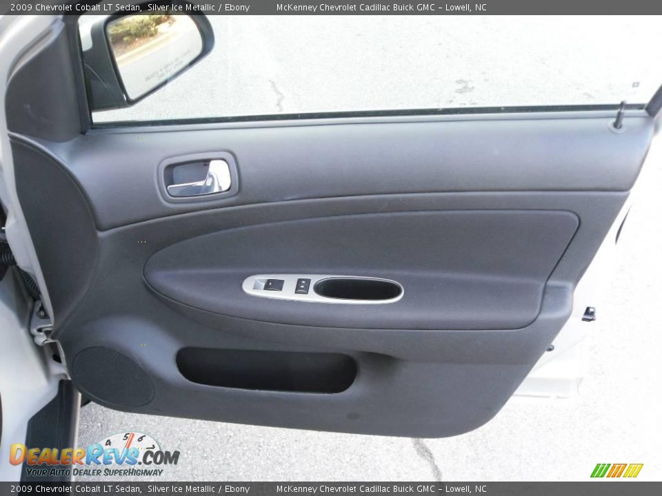 2009 Chevrolet Cobalt LT Sedan Silver Ice Metallic / Ebony Photo #16