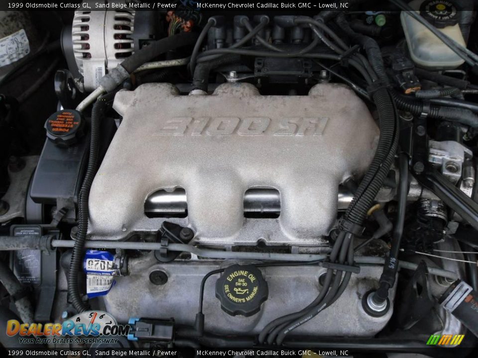 1999 Oldsmobile Cutlass GL Sand Beige Metallic / Pewter Photo #20