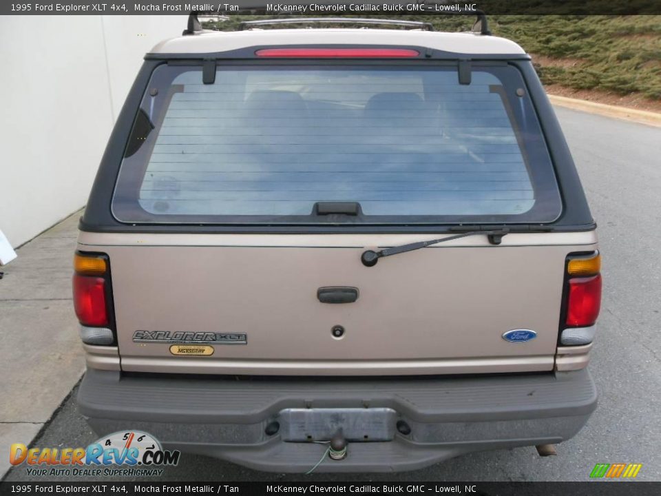 1995 Ford Explorer XLT 4x4 Mocha Frost Metallic / Tan Photo #3