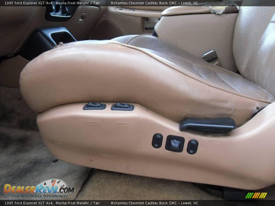 1995 Ford Explorer XLT 4x4 Mocha Frost Metallic / Tan Photo #9