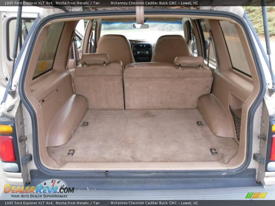 1995 Ford Explorer XLT 4x4 Mocha Frost Metallic / Tan Photo #12