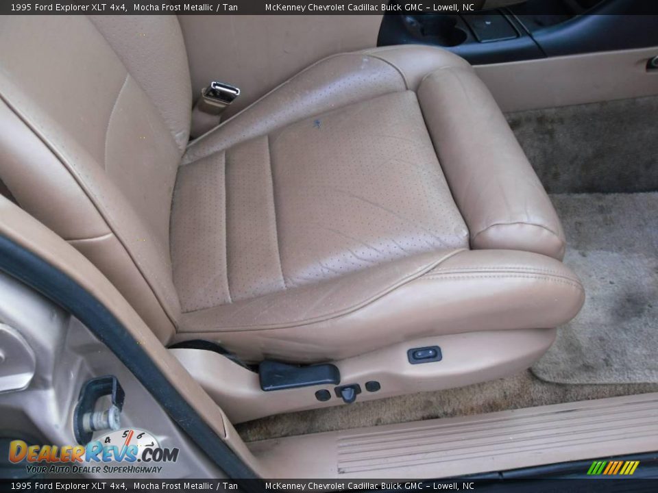 1995 Ford Explorer XLT 4x4 Mocha Frost Metallic / Tan Photo #14