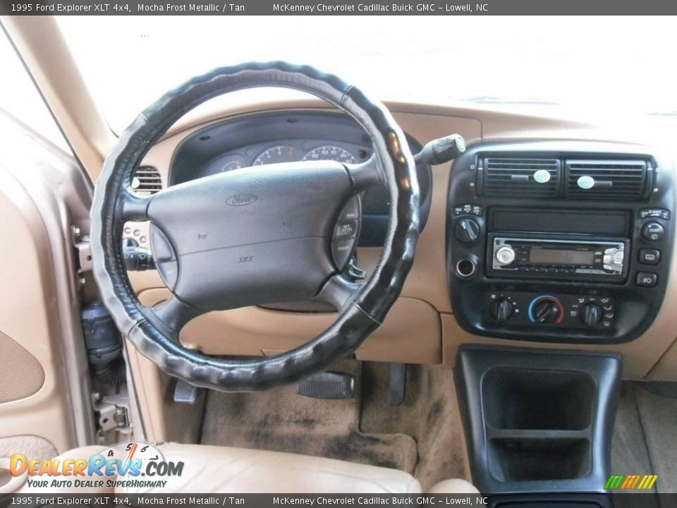 1995 Ford Explorer XLT 4x4 Mocha Frost Metallic / Tan Photo #21