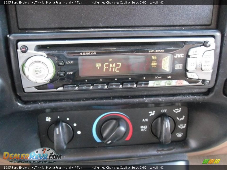 1995 Ford Explorer XLT 4x4 Mocha Frost Metallic / Tan Photo #22