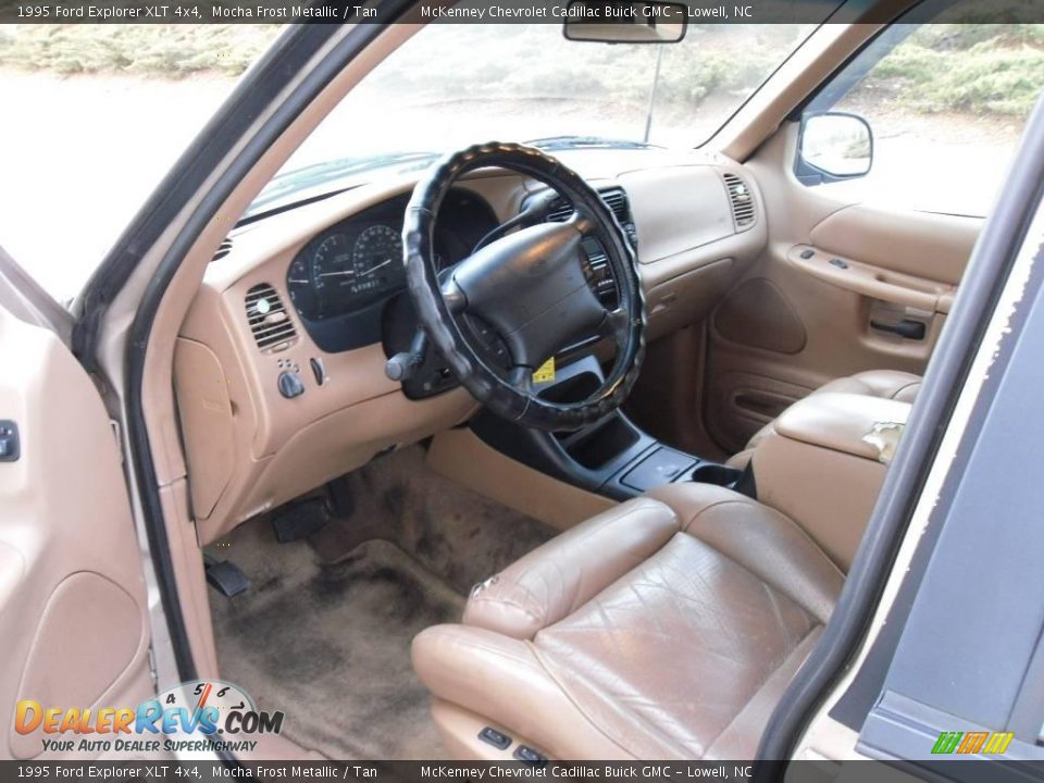 1995 Ford Explorer XLT 4x4 Mocha Frost Metallic / Tan Photo #25