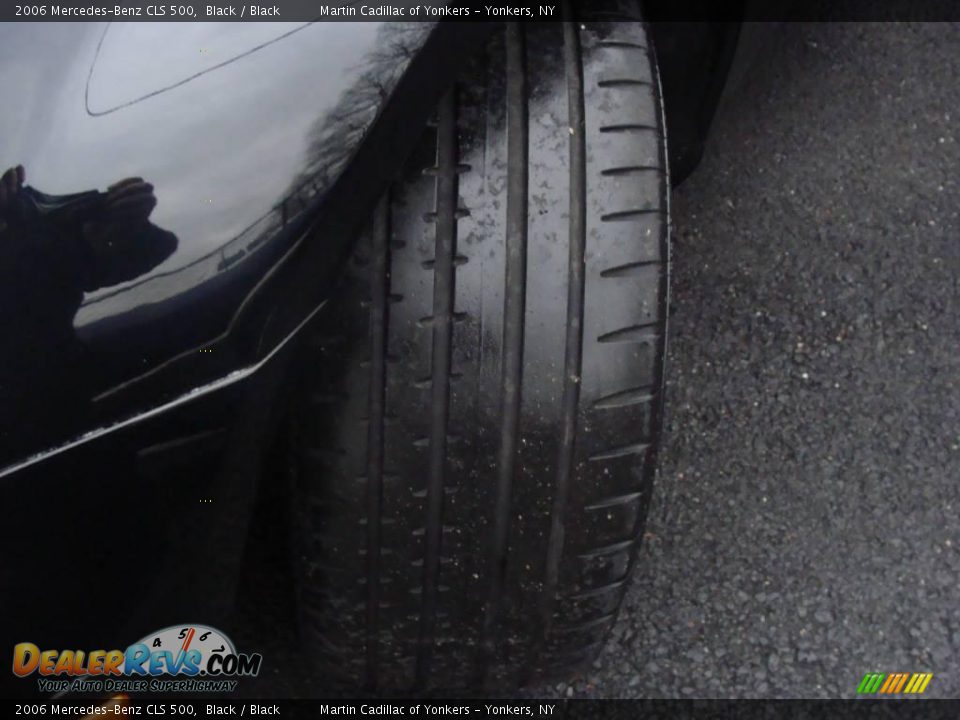2006 Mercedes-Benz CLS 500 Black / Black Photo #9