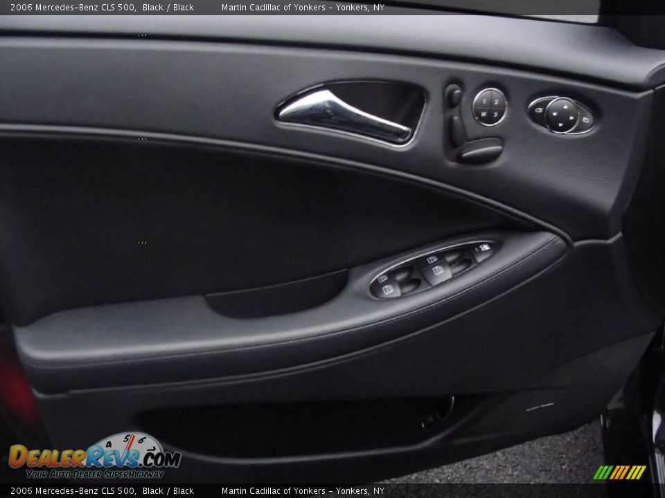 2006 Mercedes-Benz CLS 500 Black / Black Photo #10