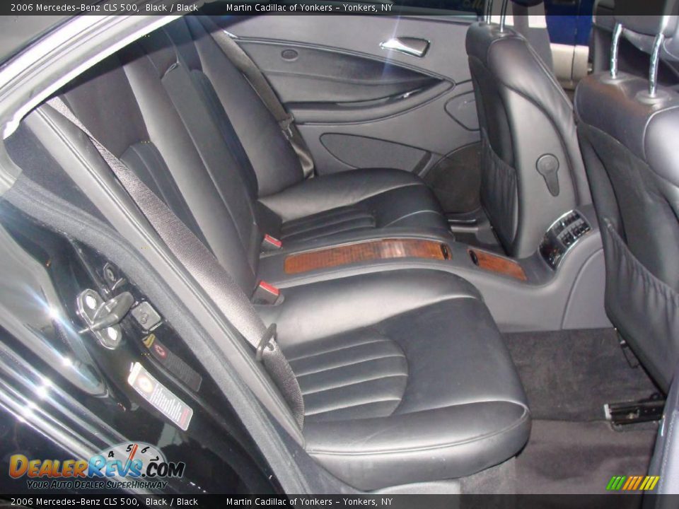 2006 Mercedes-Benz CLS 500 Black / Black Photo #17