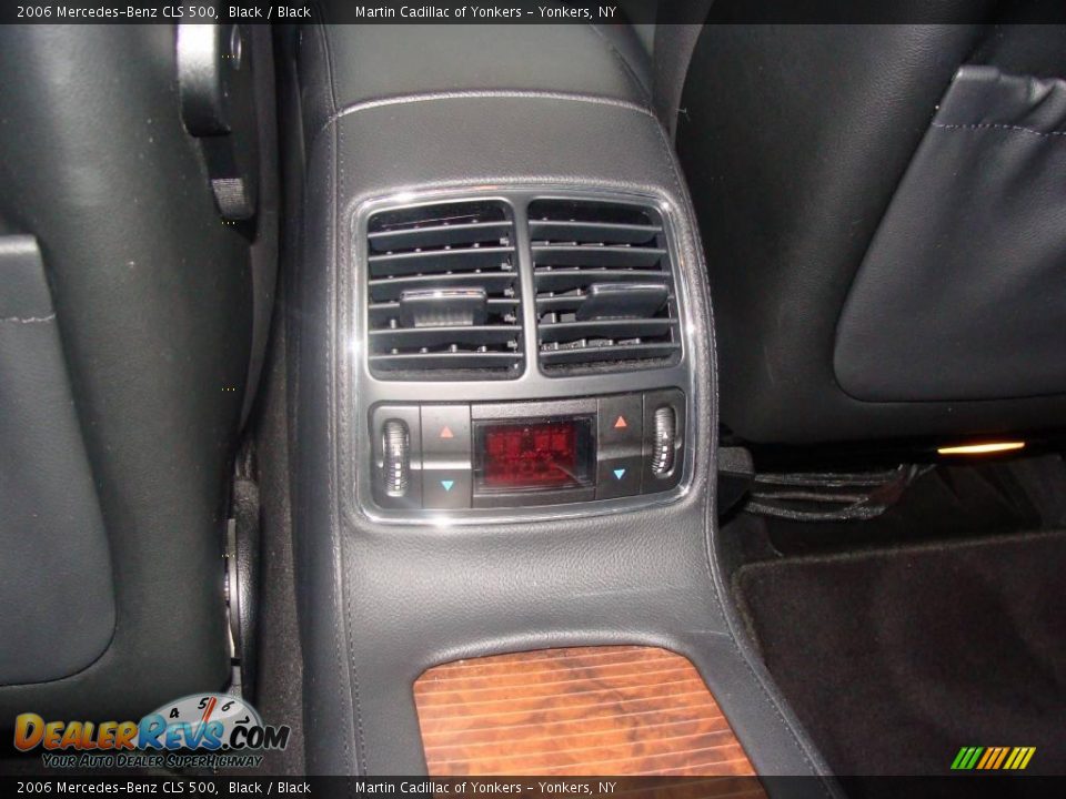 2006 Mercedes-Benz CLS 500 Black / Black Photo #22