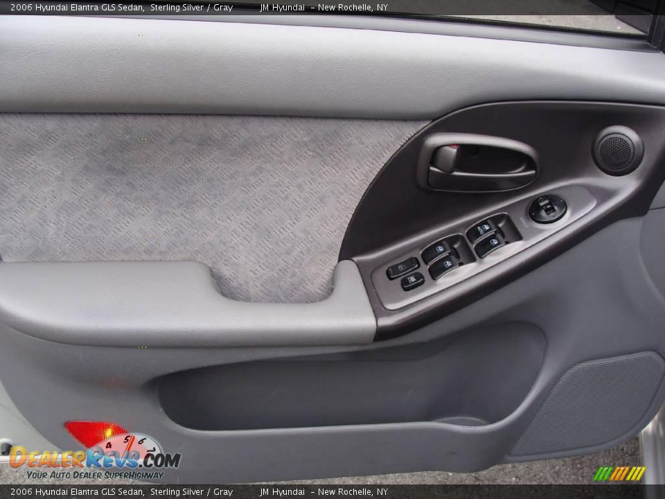 2006 Hyundai Elantra GLS Sedan Sterling Silver / Gray Photo #10