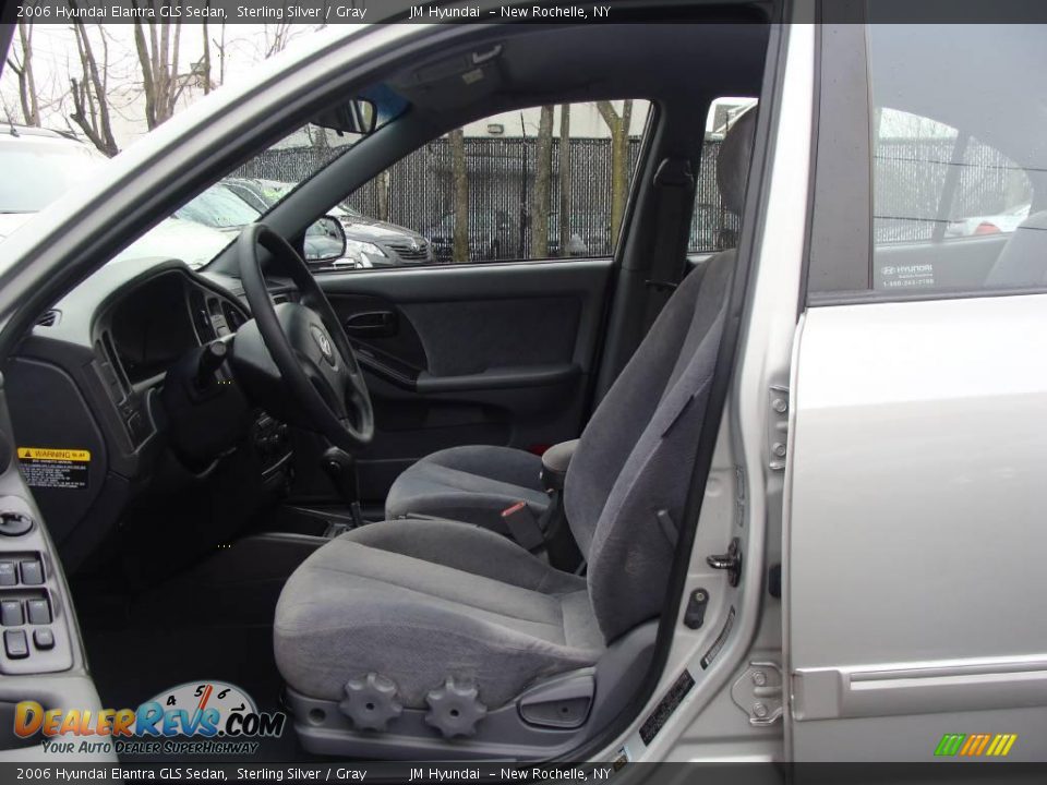 2006 Hyundai Elantra GLS Sedan Sterling Silver / Gray Photo #12