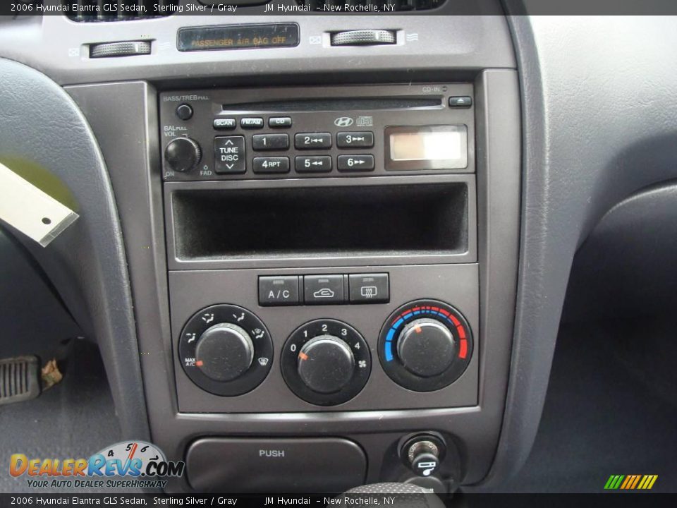 2006 Hyundai Elantra GLS Sedan Sterling Silver / Gray Photo #20