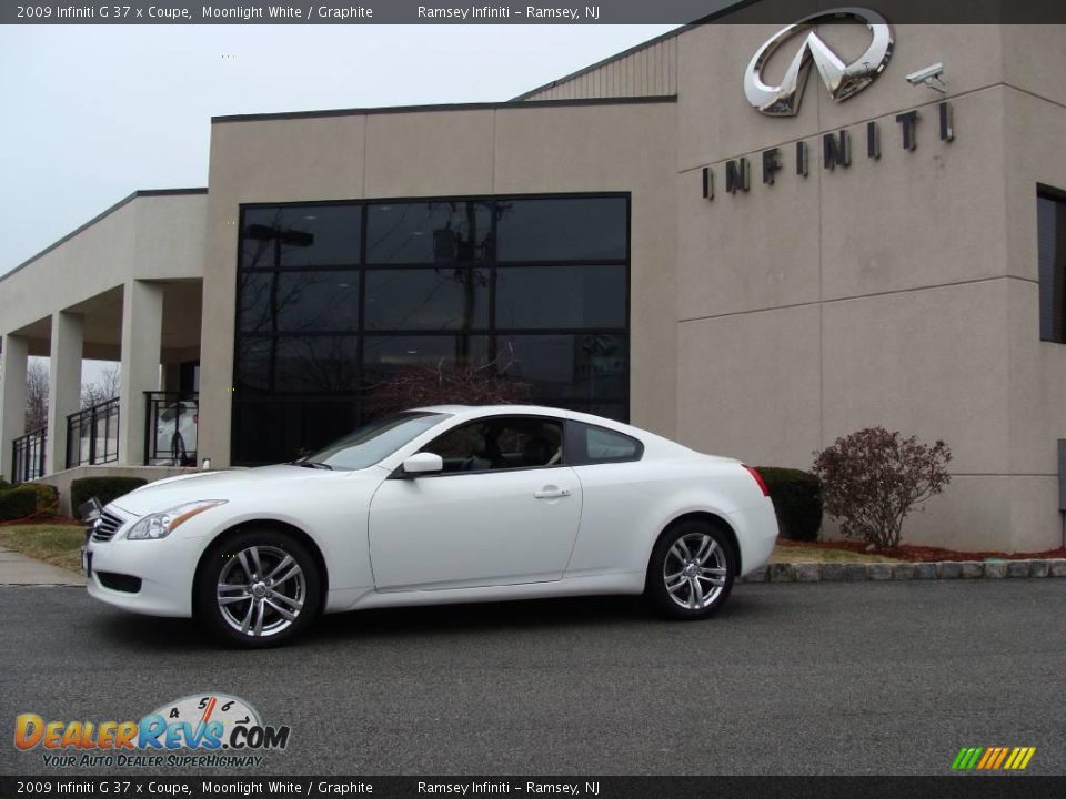 2009 Infiniti G 37 x Coupe Moonlight White / Graphite Photo #3
