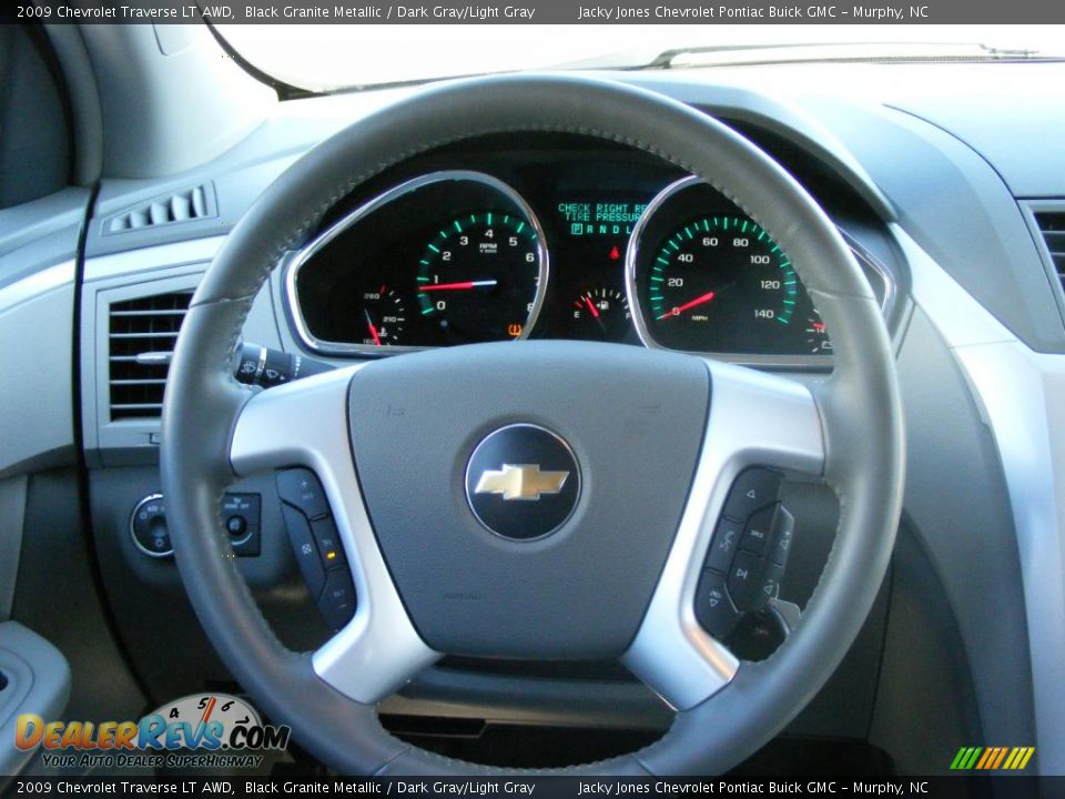 2009 Chevrolet Traverse LT AWD Black Granite Metallic / Dark Gray/Light Gray Photo #11