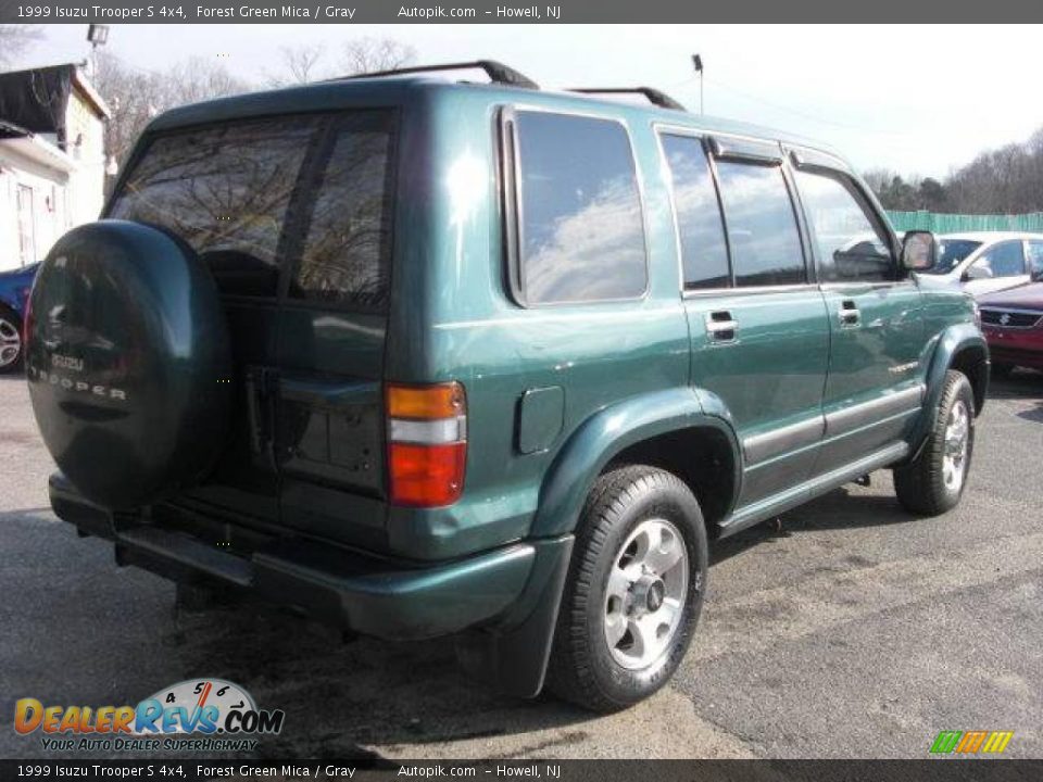 1999 Isuzu Trooper S 4x4 Forest Green Mica / Gray Photo #5