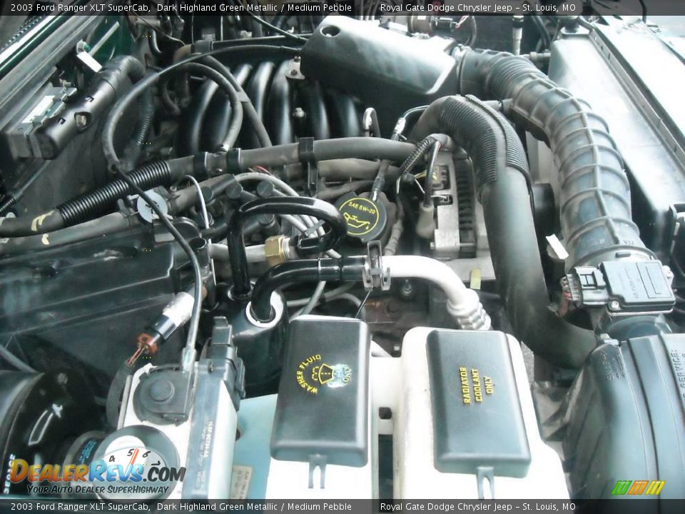 2003 Ford Ranger XLT SuperCab Dark Highland Green Metallic / Medium Pebble Photo #17
