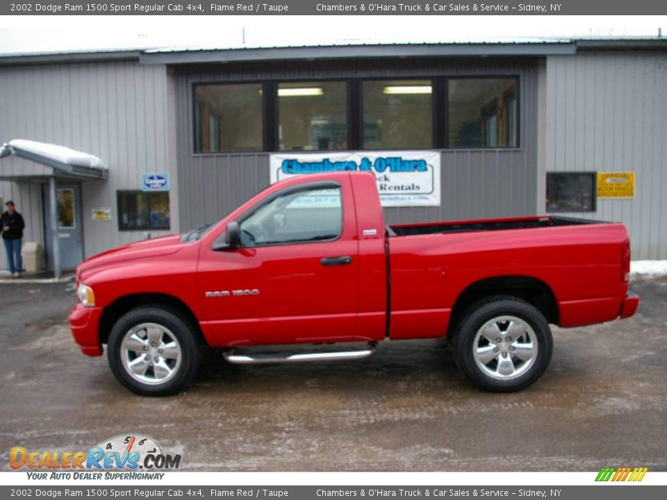 2002 Dodge Ram 1500 Sport Regular Cab 4x4 Flame Red / Taupe Photo #2