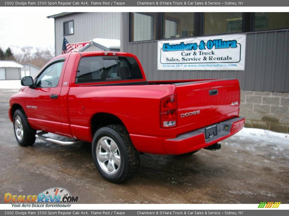 2002 Dodge Ram 1500 Sport Regular Cab 4x4 Flame Red / Taupe Photo #10