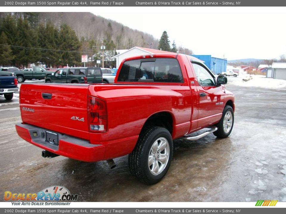 2002 Dodge Ram 1500 Sport Regular Cab 4x4 Flame Red / Taupe Photo #12