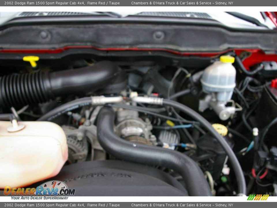 2002 Dodge Ram 1500 Sport Regular Cab 4x4 Flame Red / Taupe Photo #14